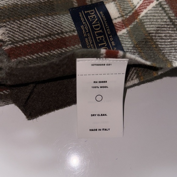 Pendleton scarf whisperwool muffler pacific Italy NWT - Picture 3 of 6